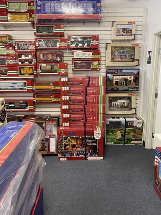 Arnie's Model Trains, business photo 4